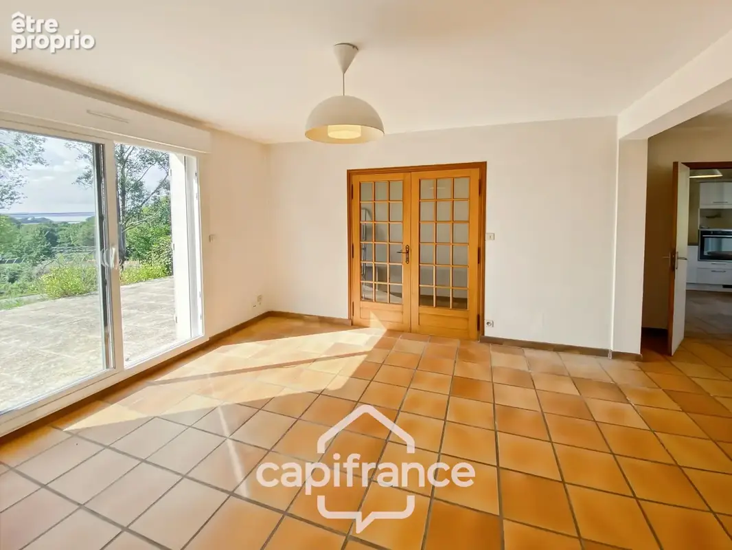 À vendre - plougastel-daoulas (29470) - maison f6 - 140 m² habitables - terrain 2500 m² - à la campagne avec aperçu mer - photo 3