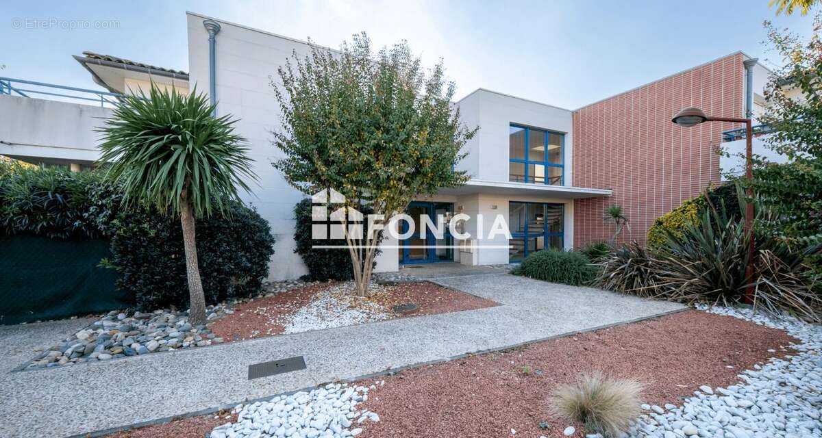 Appartement à FROUZINS