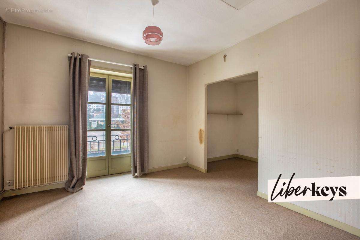 Appartement à LYON-9E