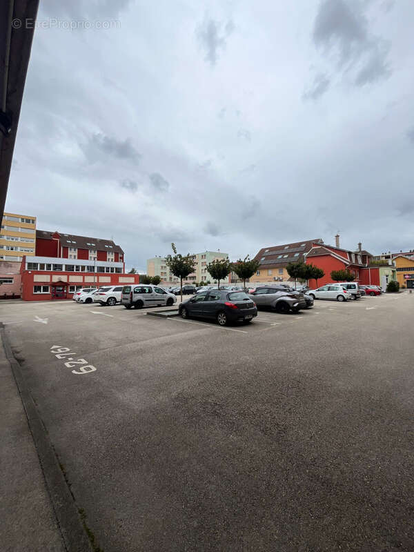 Bureaux a vendre - photo 2