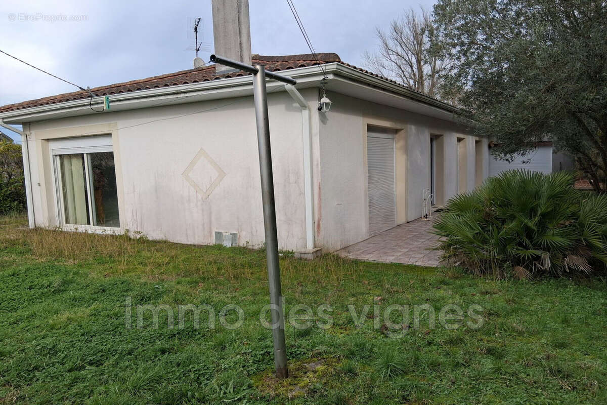 Maison à AMBARES-ET-LAGRAVE