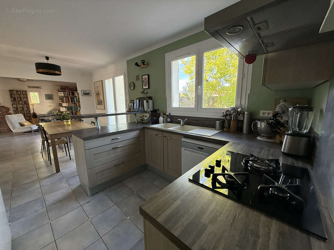 Maison à SAINT-SEBASTIEN-SUR-LOIRE