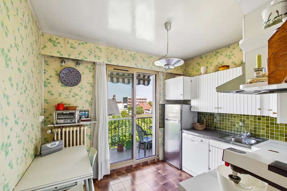 Appartement à SAINT-MAUR-DES-FOSSES