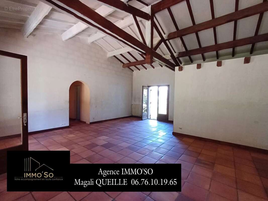 Maison à ARES