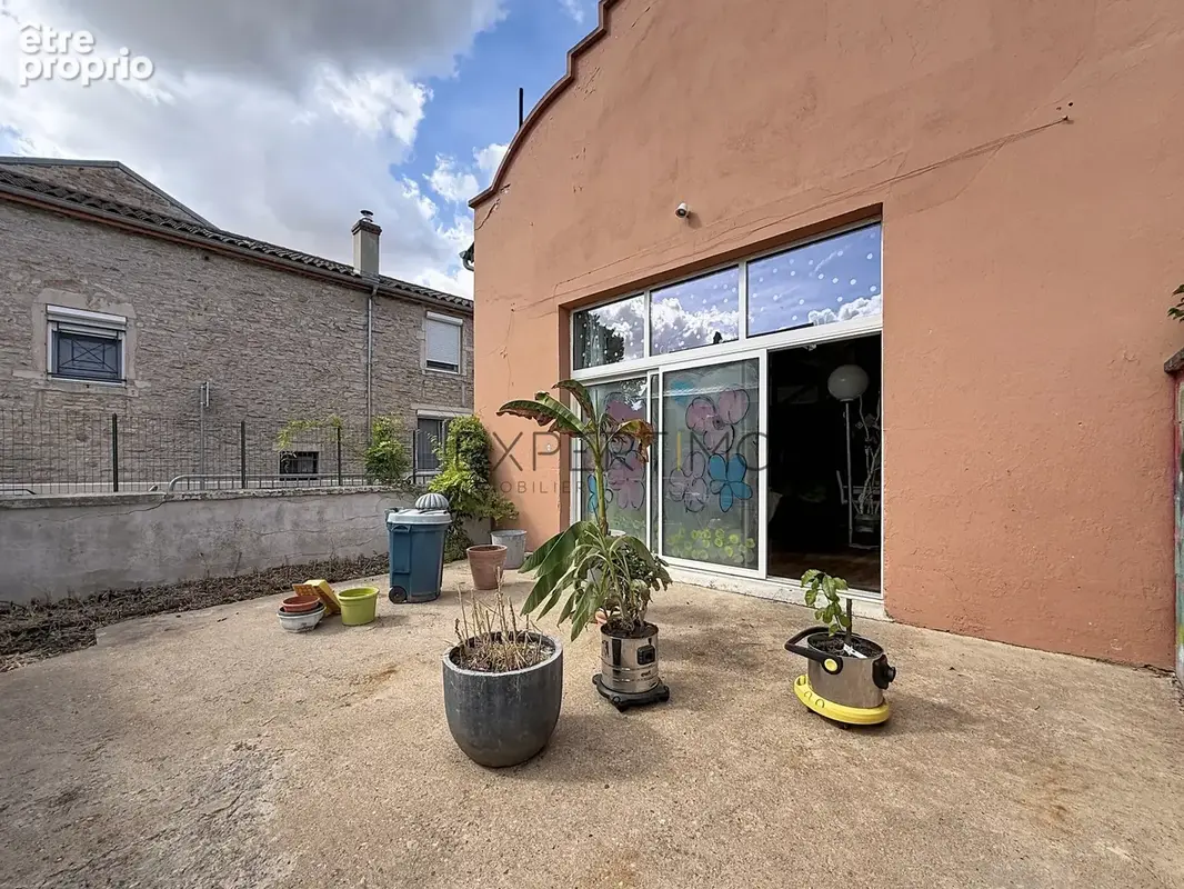 Maison d’artiste atypique de 190 m2   Un lieu unique et plein de caractère - photo 7
