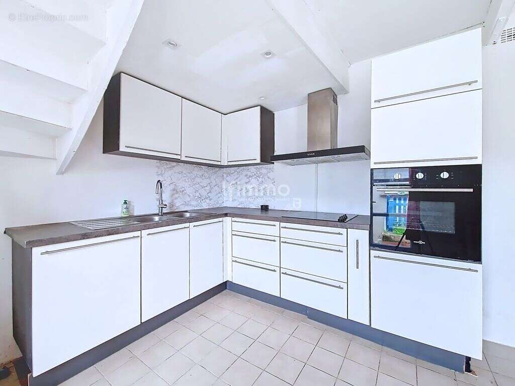 Maison à PONT-DE-BUIS-LES-QUIMERCH