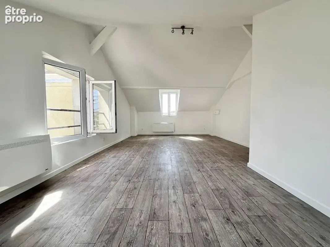 Alfortville Nord - Studio de 20.43 m2 loi Carrez et 28.95 m2 au sol - photo 3