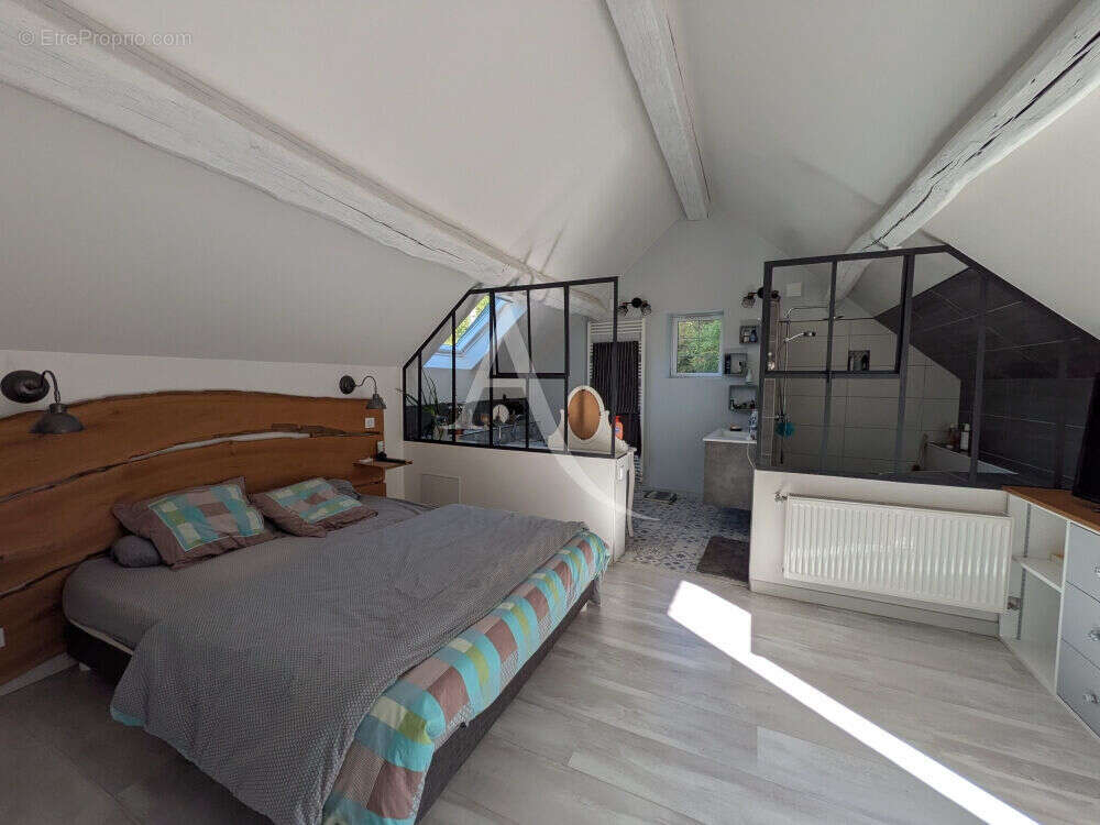 Maison à CHOUZY-SUR-CISSE