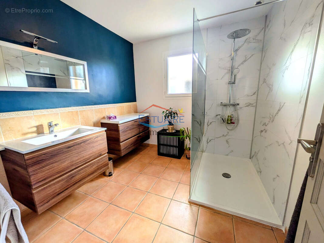 Maison à JOUE-SUR-ERDRE