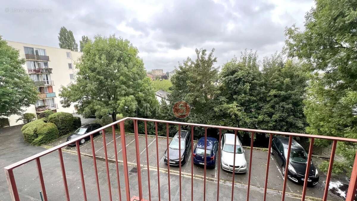 Appartement à LE RAINCY