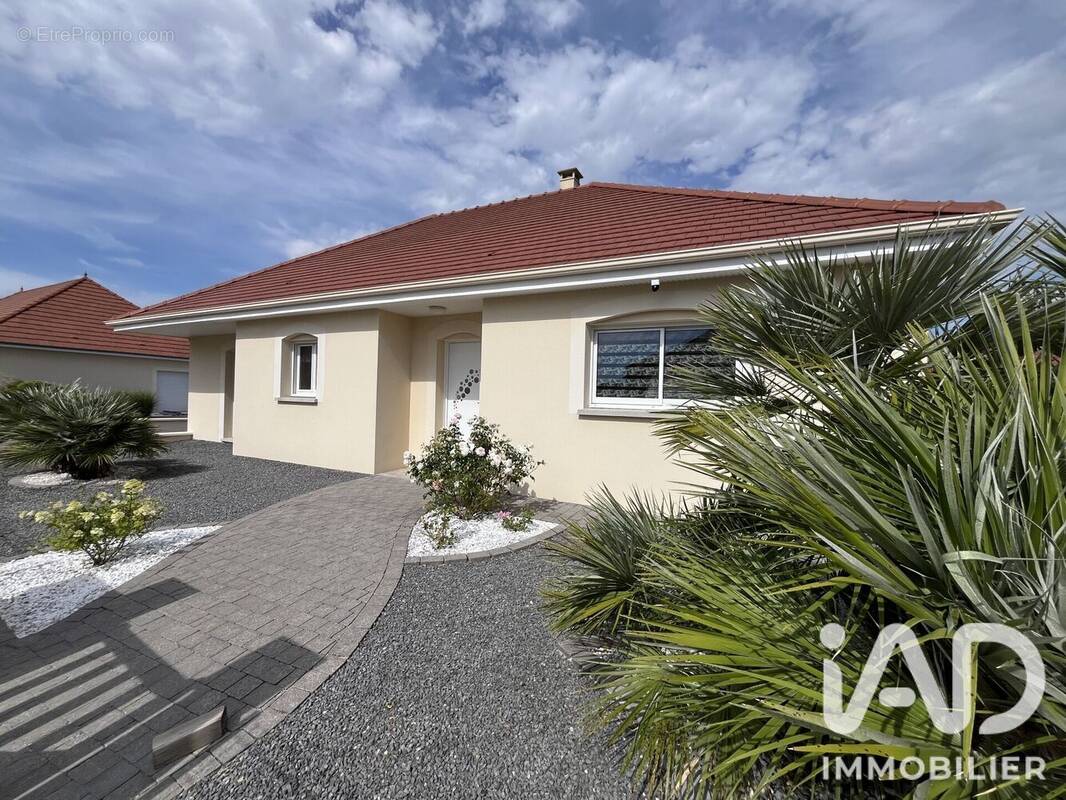 Photo 1 - Maison à SAINT-ANDRE-LES-VERGERS