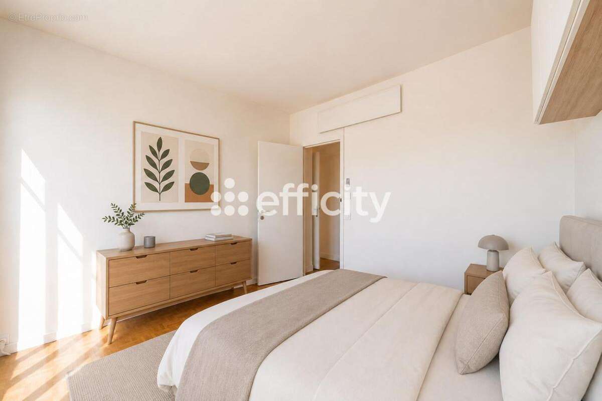 Appartement à SURESNES