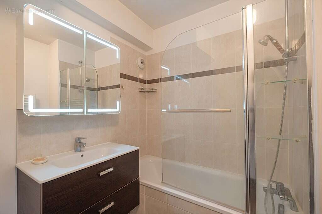 Appartement à CACHAN