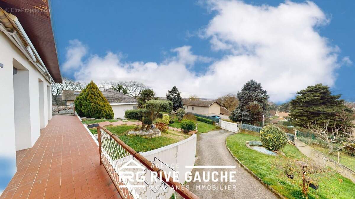 Maison à SALAISE-SUR-SANNE