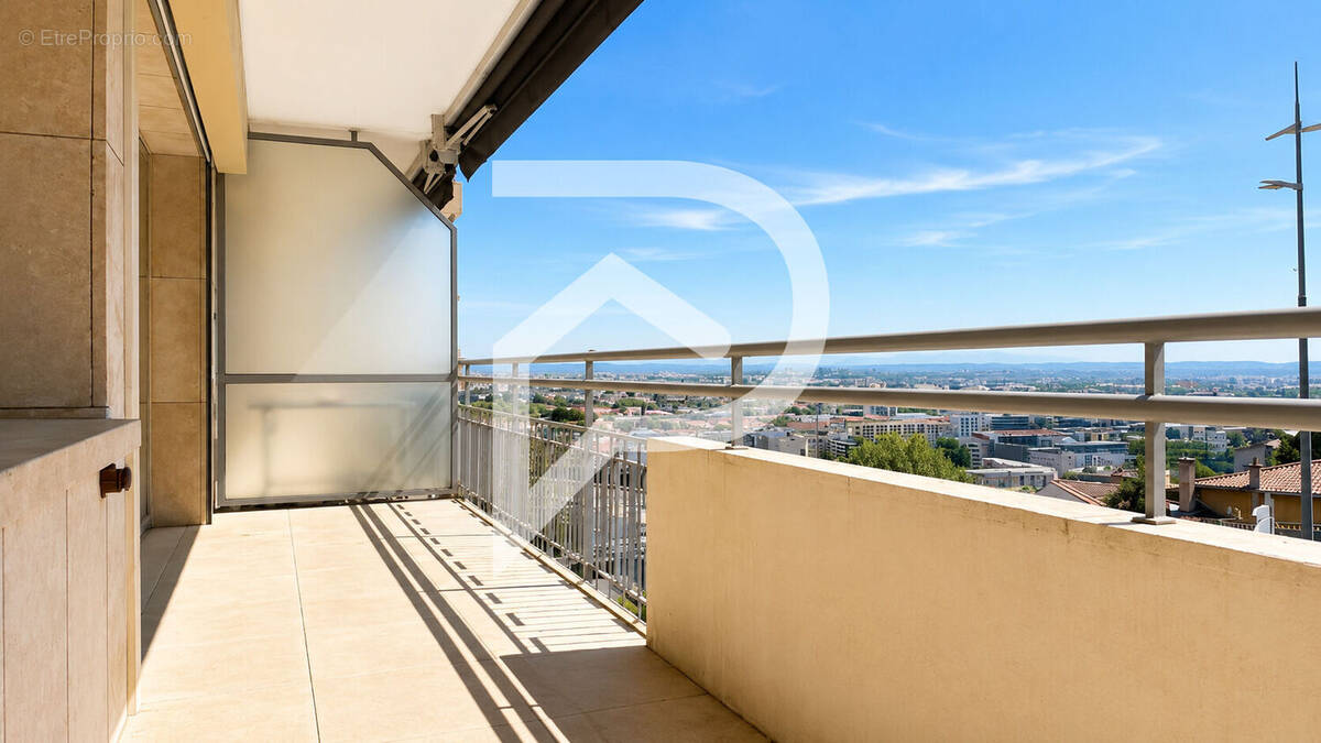 Appartement à LYON-5E