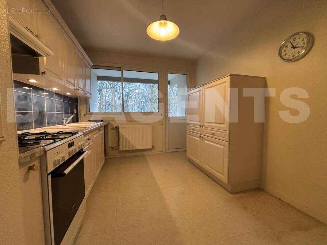 IMG_2252 - Appartement à VAIRES-SUR-MARNE