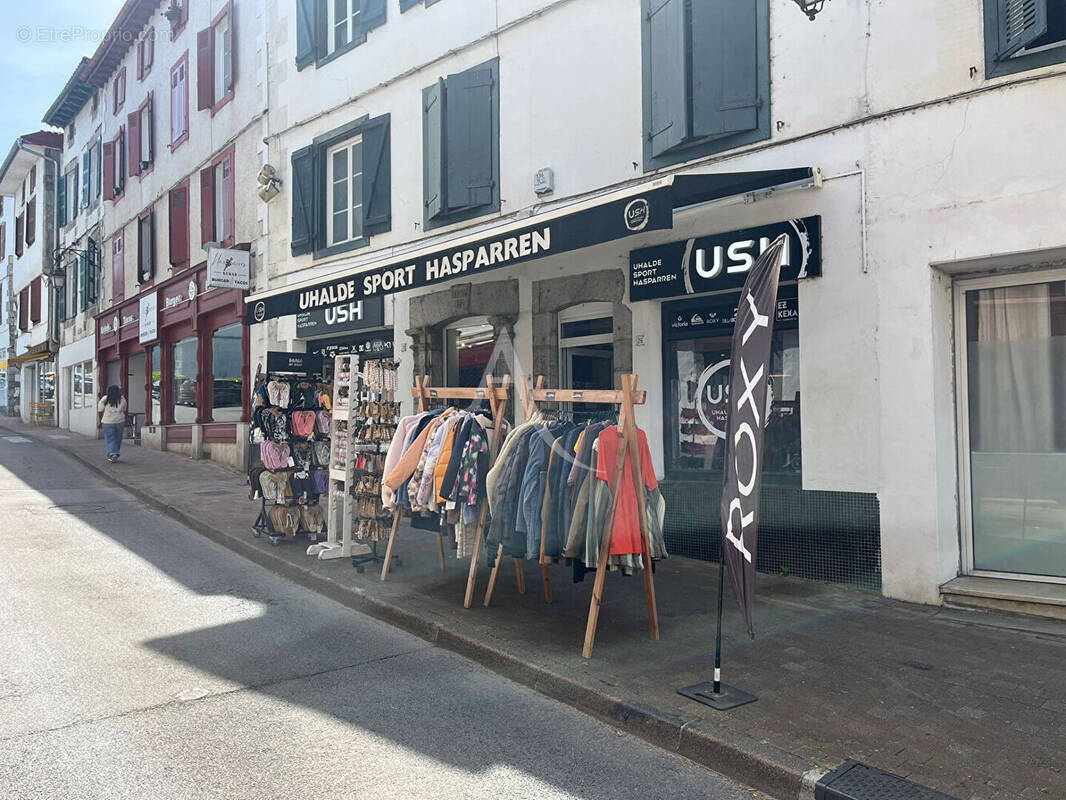 Commerce à HASPARREN