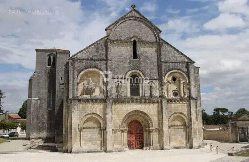 Maison à CHATEAUNEUF-SUR-CHARENTE