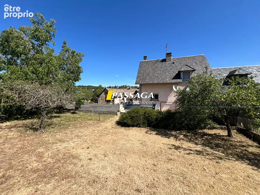 A VENDRE - Maison d'habitation avec jardin et garage - GAGES LE HAUT - photo 2