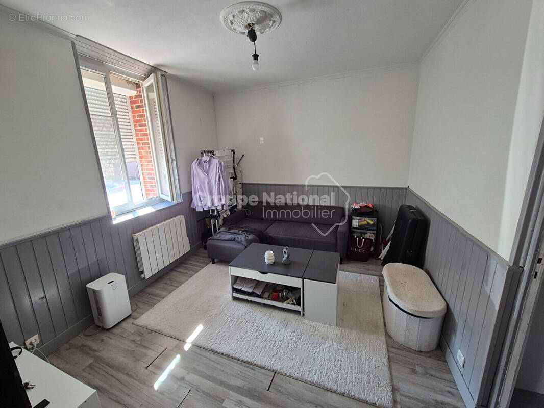 Appartement à MERU