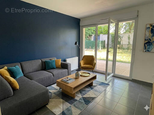 Appartement à MEYZIEU