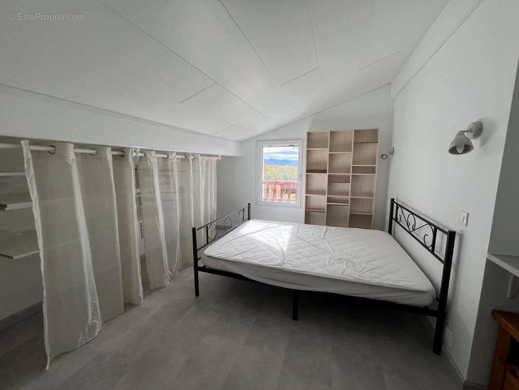 Appartement à VILLEFRANQUE