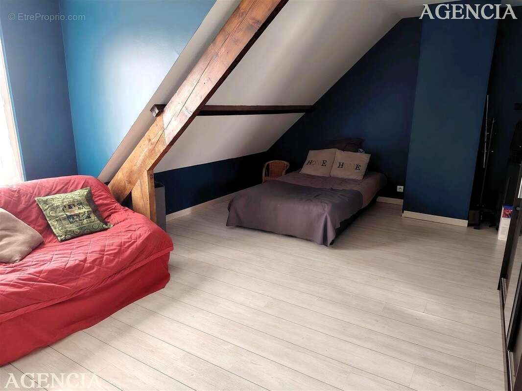 Maison à PONTAULT-COMBAULT