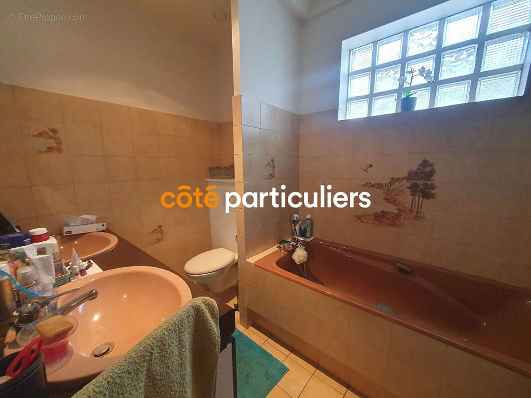 Maison à VILLENEUVE-LE-ROI