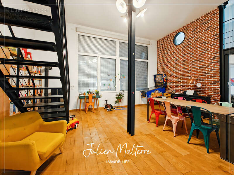 Appartement à SAINT-ETIENNE