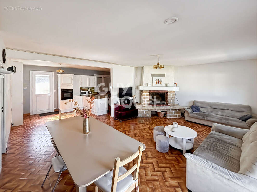 Maison 128 m² à Neufmoutiers-En-Brie  - photo 4