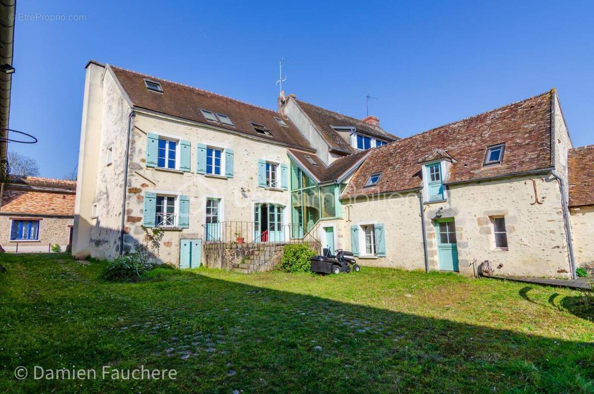 Maison à SAINTE-MESME