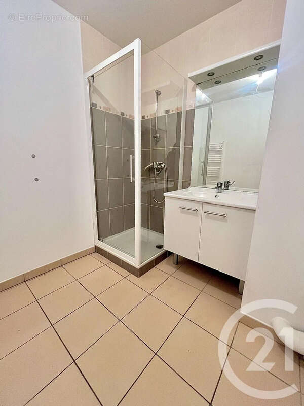 Appartement à VILLEURBANNE
