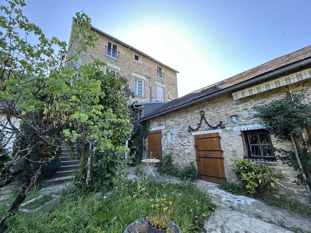 Maison à CHAMBOULIVE