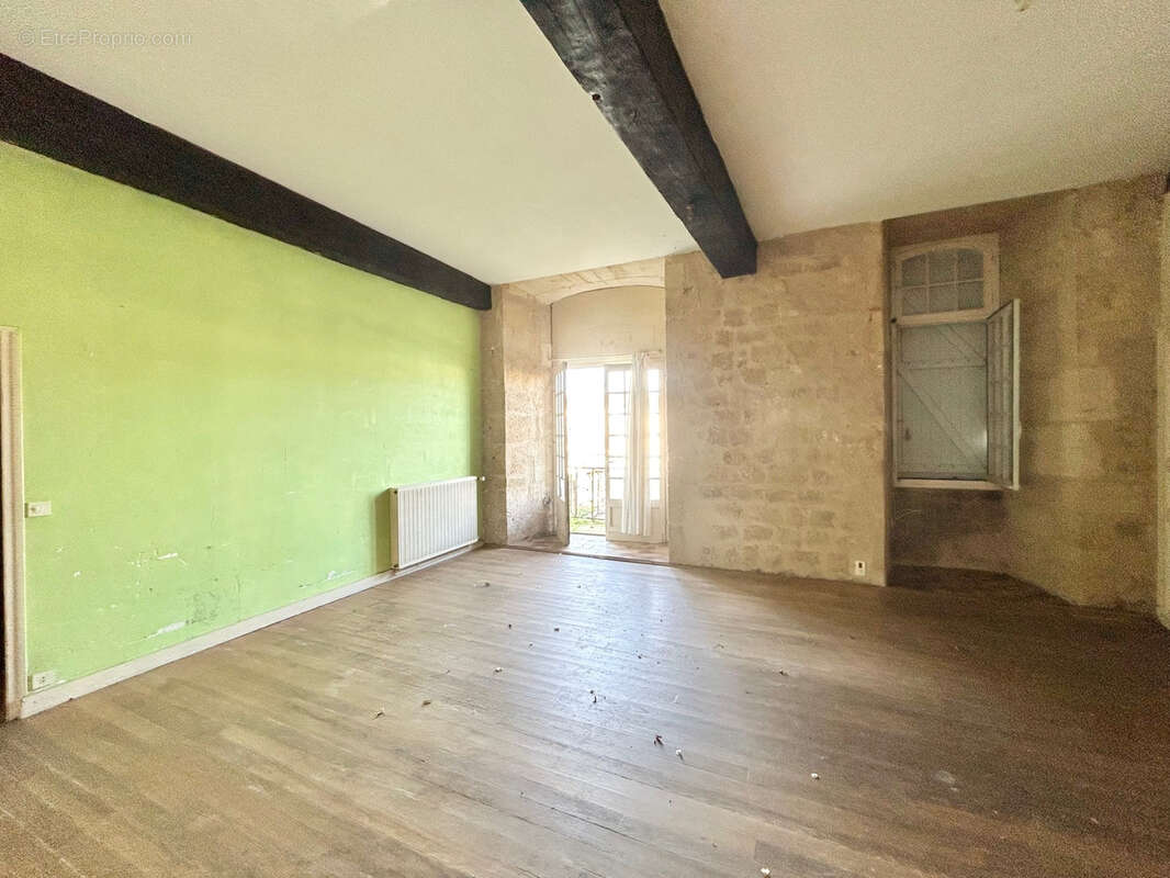 Appartement à SAINT-MACAIRE