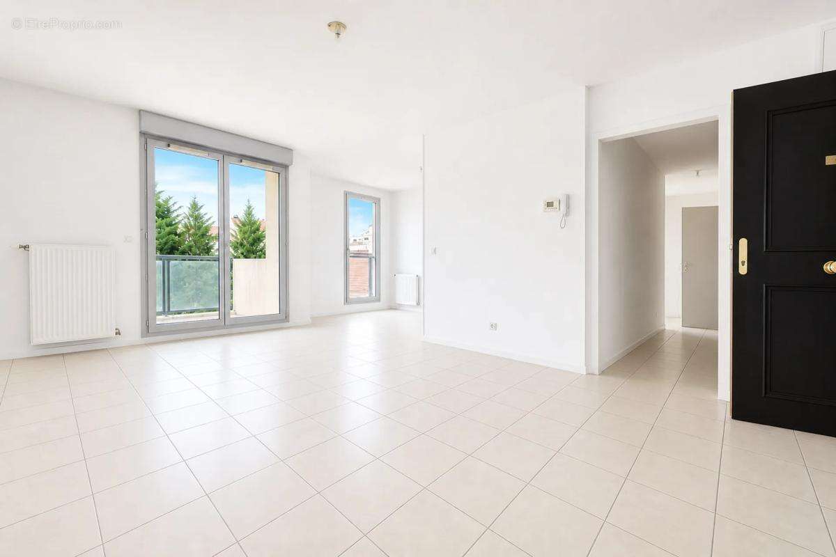 Appartement à LYON-8E