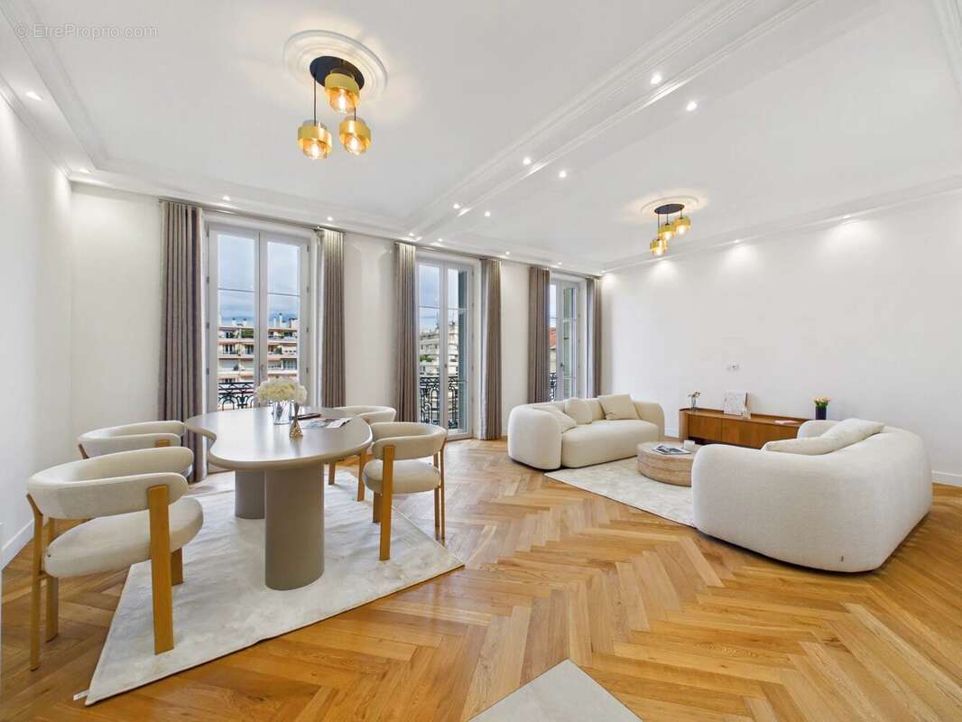 Appartement à NICE