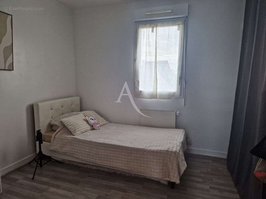 Maison à SAINT-BARTHELEMY-D&#039;ANJOU