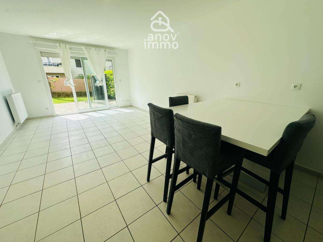 Appartement à LAGNIEU