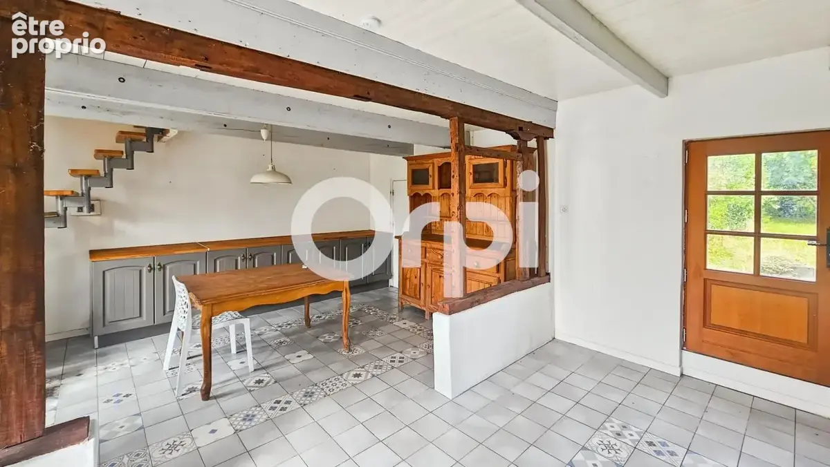 À vendre – fermette rénovée avec dépendances - photo 3