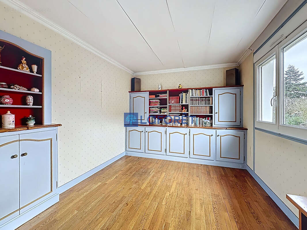 Maison à SAVIGNY-SUR-ORGE