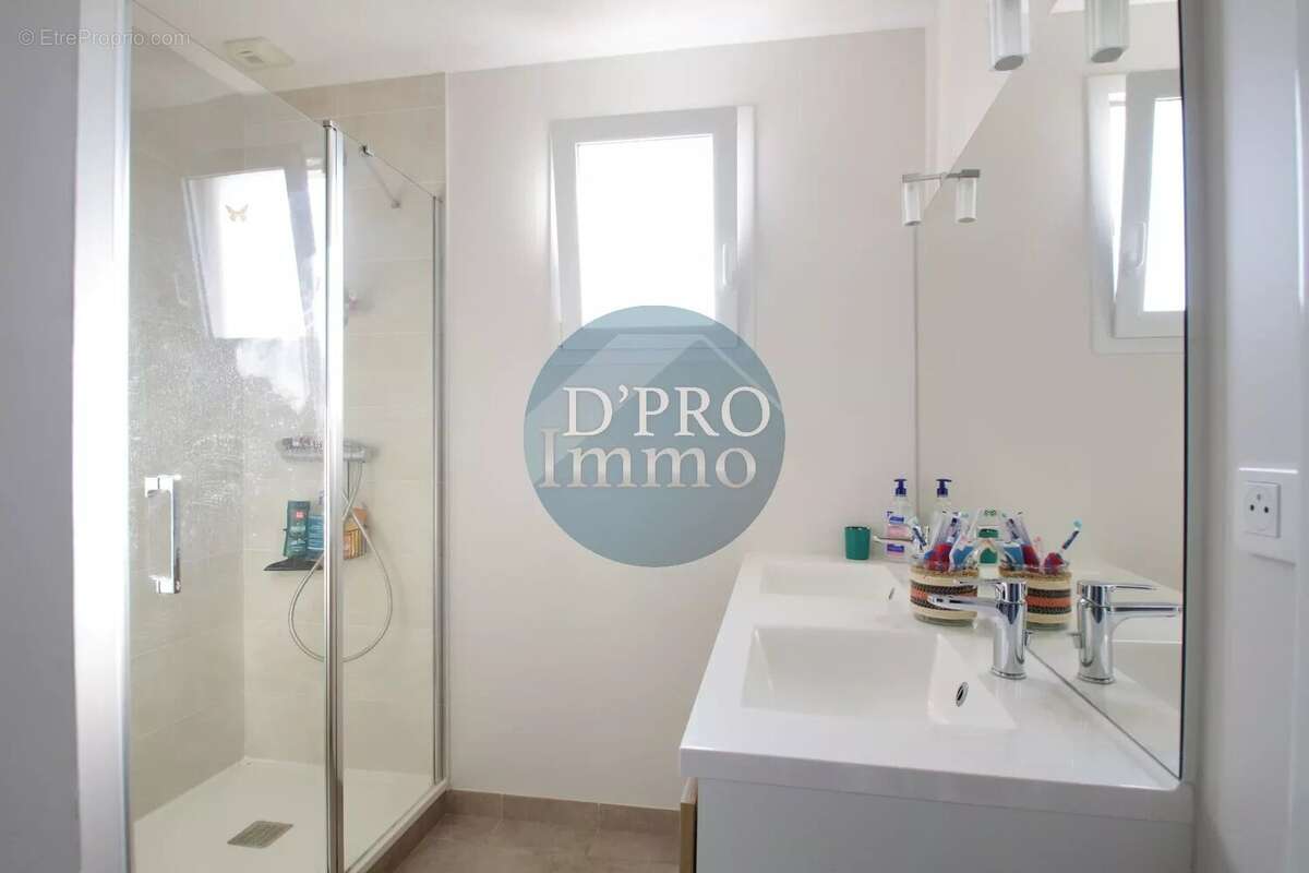 Maison à AIGREFEUILLE-SUR-MAINE