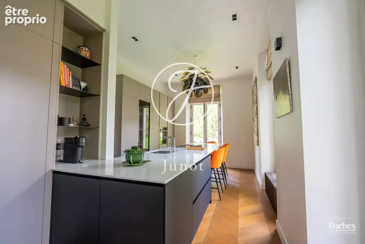Sens – YONNE - Maison de maître - 339m² –  Parc 3.036m² - photo 12