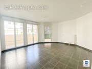 Appartement à LE PLESSIS-ROBINSON