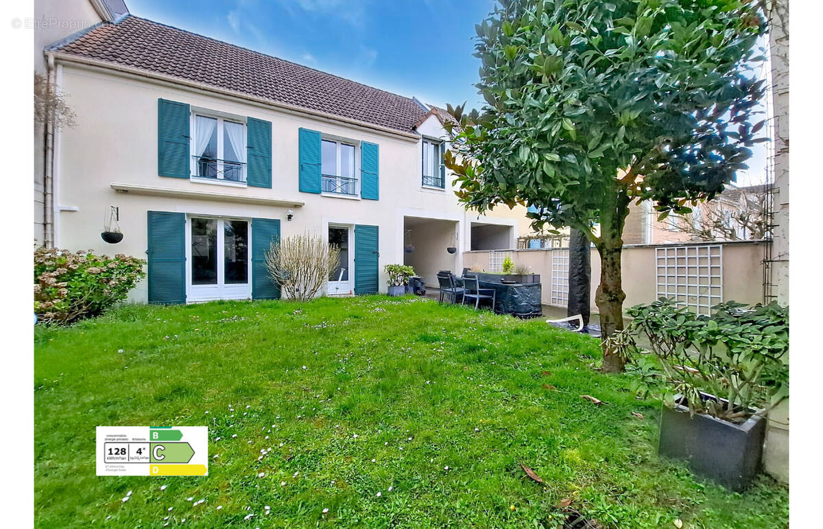 Maison à BAILLY-ROMAINVILLIERS