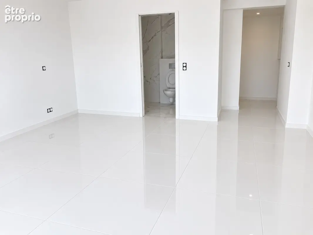 Photo Appartement à Nogent-Sur-Marne au prix de 200 000€