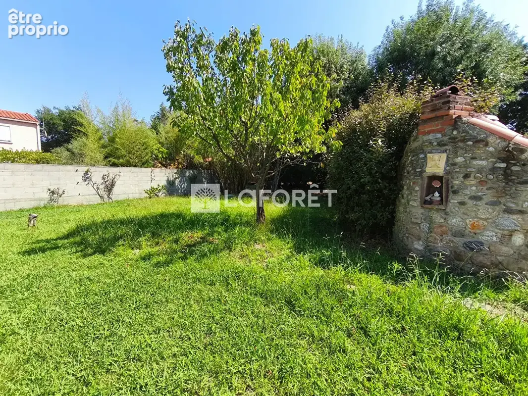 Maureillas Las Illas, terrain constructible d'environ 500 m² - photo 3