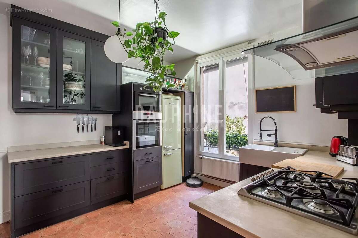 Appartement à PARIS-19E