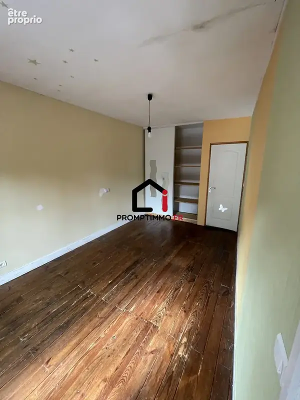Maison 65 m² à Saint-Leonard-De-Noblat  - photo 2