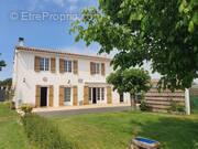 Maison à EPARGNES