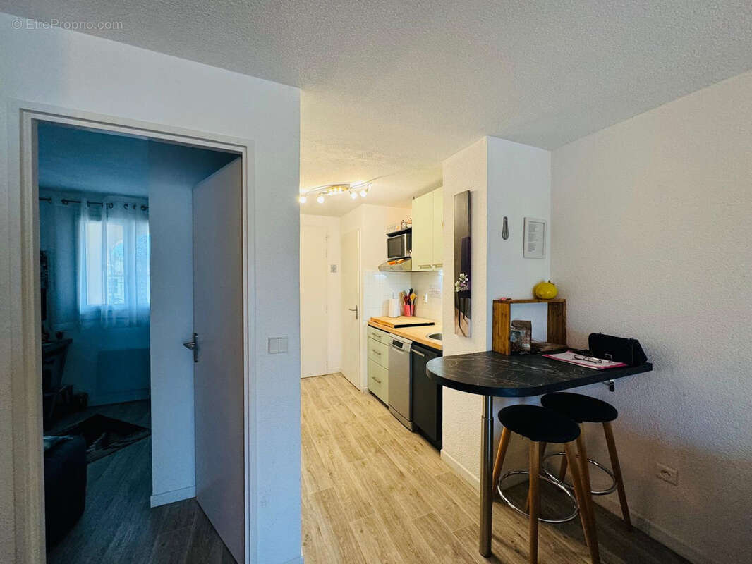 Appartement à COGOLIN